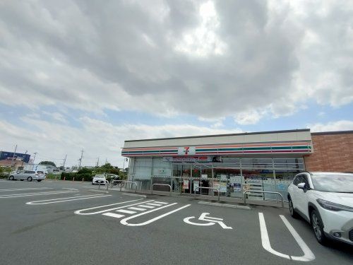 セブンイレブン 岩槻南平野店の画像