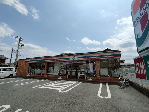 セブンイレブン 東岩槻駅南店の画像