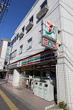 セブンイレブン 北区上中里2丁目店の画像