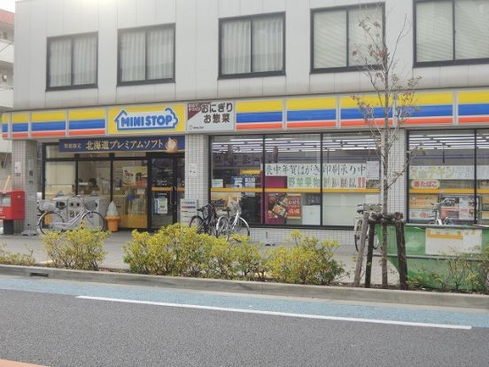 ミニストップ「新川崎店」の画像