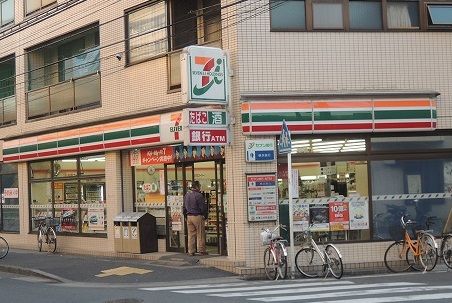 セブンイレブン「川崎神明町店」の画像