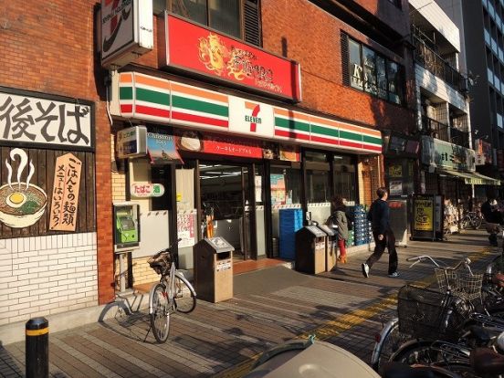 セブンイレブン「川崎駅前店」の画像