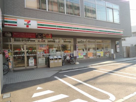 セブンイレブン「川崎八丁畷駅前店」の画像