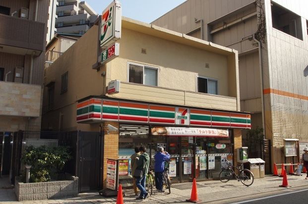 セブンイレブン「川崎本町2丁目店」の画像