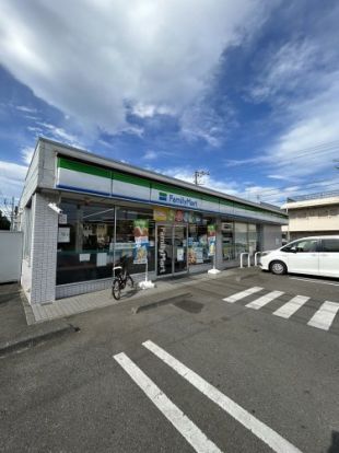 ファミリーマート 小平たかの街道店の画像