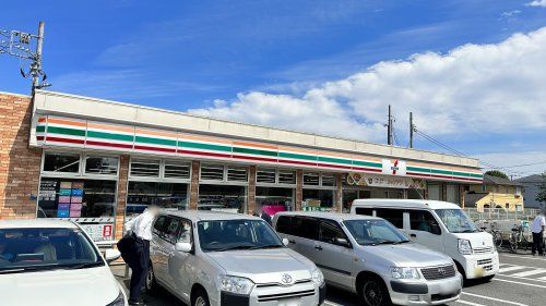 セブンイレブン 三鷹武蔵境通り店の画像