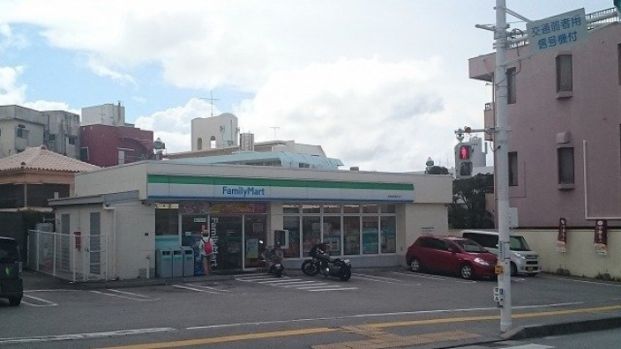 沖縄ファミリーマート 松尾消防署通り前店の画像