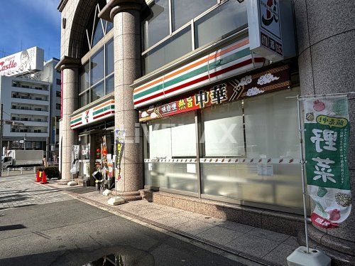 セブンイレブン 名古屋葵3丁目店の画像