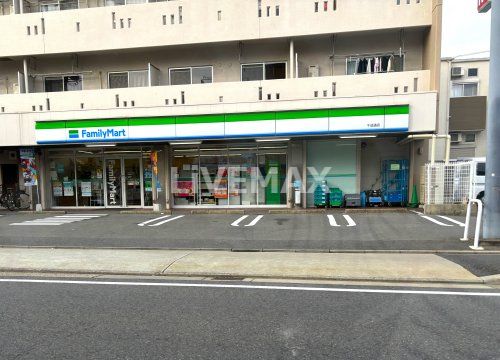 ファミリーマート 千成通店の画像