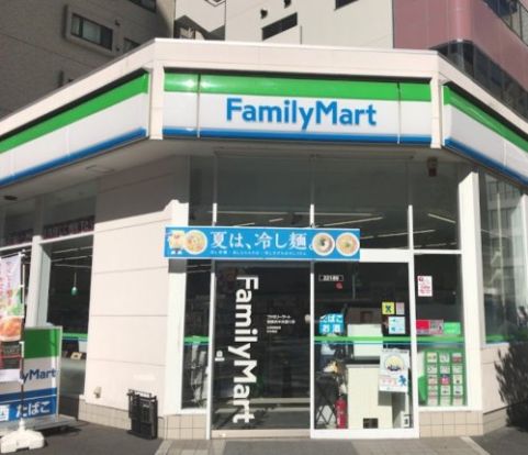 ファミリーマート 新横浜中央通り店の画像