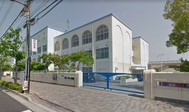 神戸市立本山第二小学校の画像