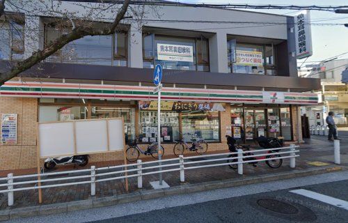 セブンイレブン 神戸育英高校南店の画像