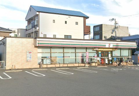 セブンイレブン 大阪諏訪3丁目店の画像