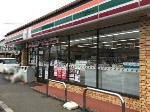 セブンイレブン 伊勢崎波志江東店の画像