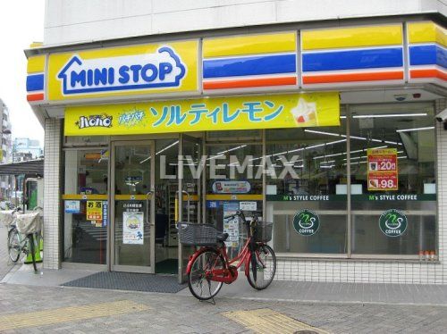 ミニストップ 愛知大学店の画像