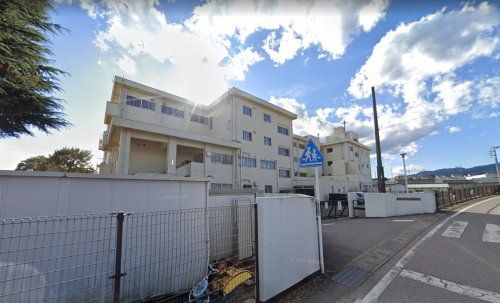 吉岡町立明治小学校の画像