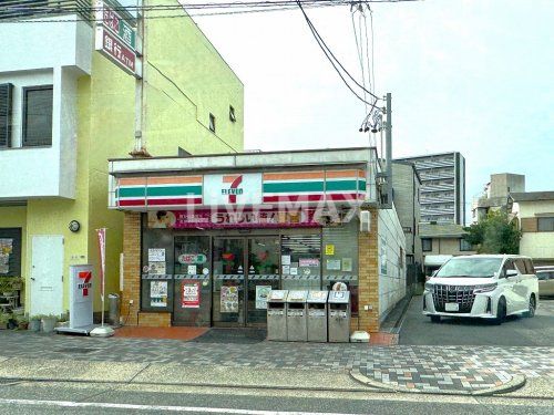 セブンイレブン 名古屋徳川2丁目店の画像