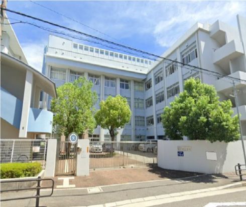 神戸市立駒ヶ林小学校の画像