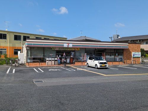 セブンイレブン 東大阪柏田本町店の画像