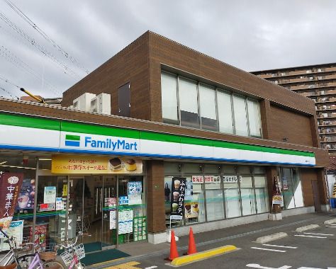 ファミリーマート 新喜多東店の画像
