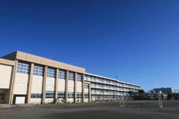 忍中学校の画像