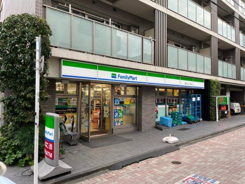 ファミリーマート 西荻北三丁目店の画像