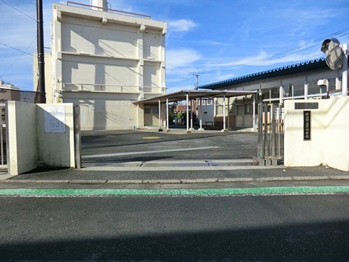 横浜市立原中学校の画像