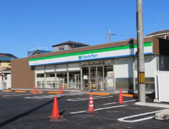 ファミリーマート 市川北インター東店の画像