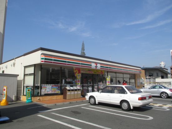 セブンイレブン明石山下町店の画像