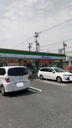 ファミリーマート 四條畷しとみや店の画像