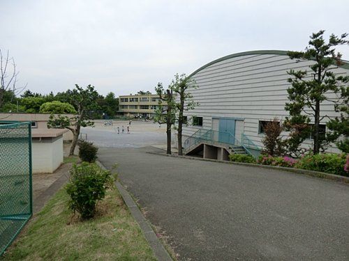 町田市立つくし野小学校の画像