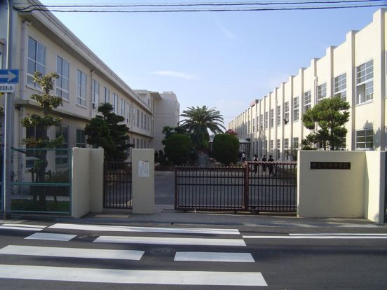 忠岡町立忠岡中学校の画像