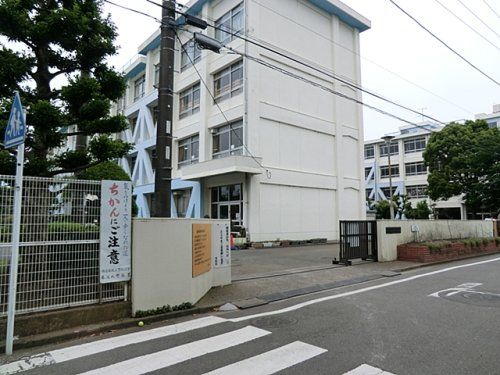 藤沢市立湘南台小学校の画像