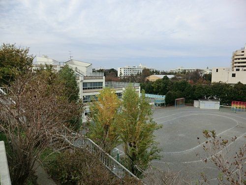 横浜市立中尾小学校の画像