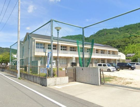 玉野市立玉小学校の画像