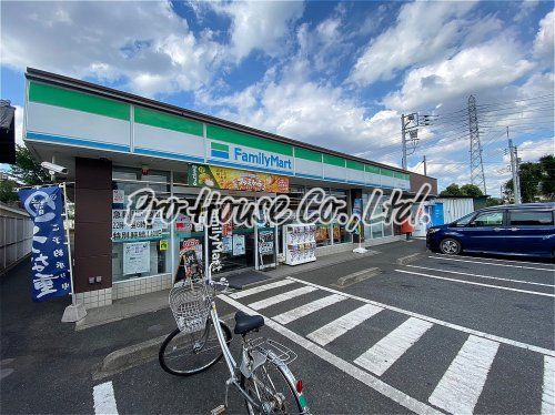 ファミリーマート 秀栄花小金井店の画像