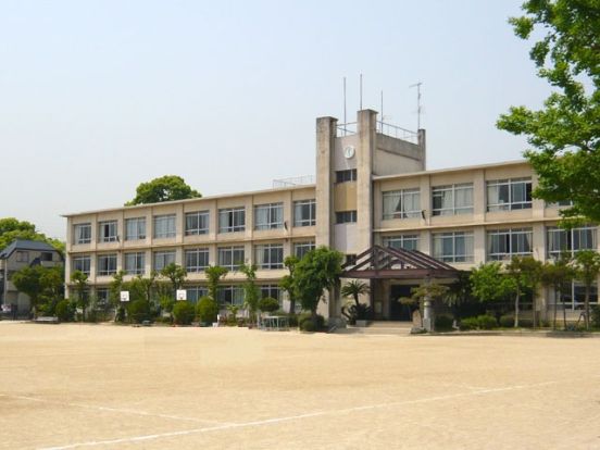 伊丹市立稲野小学校の画像