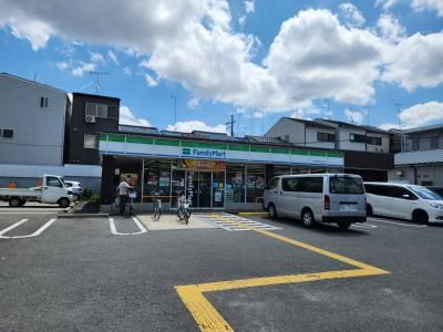 ファミリーマート 京都御前太子道店の画像