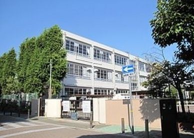 尼崎市立難波の梅小学校の画像