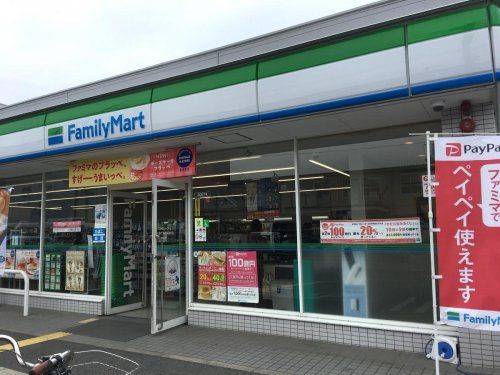 ファミリーマート 枚方長尾家具町店の画像