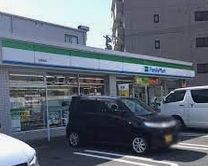 ファミリーマート 本陣通店の画像