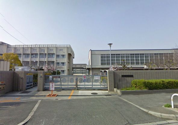 堺市立深井中央中学校の画像