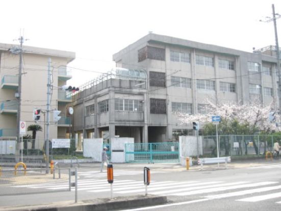 寝屋川市立中木田中学校の画像