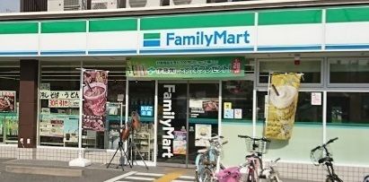 ファミリーマート 宝塚警察署前店の画像
