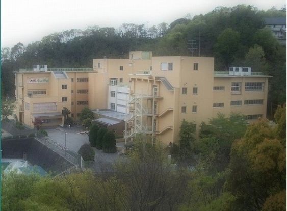 宝塚市立長尾台小学校の画像