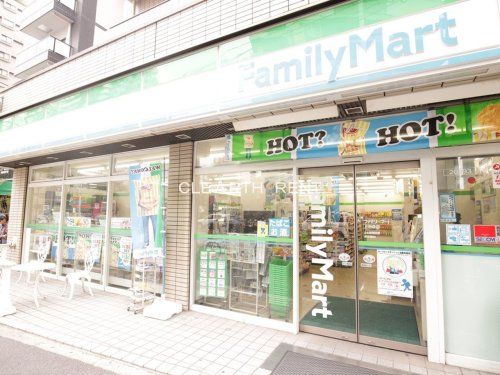 ファミリーマート 上池袋店の画像