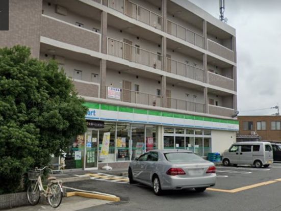 ファミリーマート高槻川西町一丁目店の画像