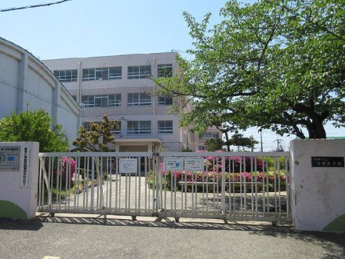 高槻市立寿栄小学校の画像