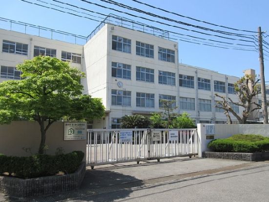 高槻市立五百住小学校の画像