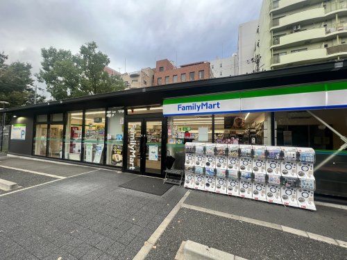 ファミリーマート 天王寺公園茶臼山店の画像